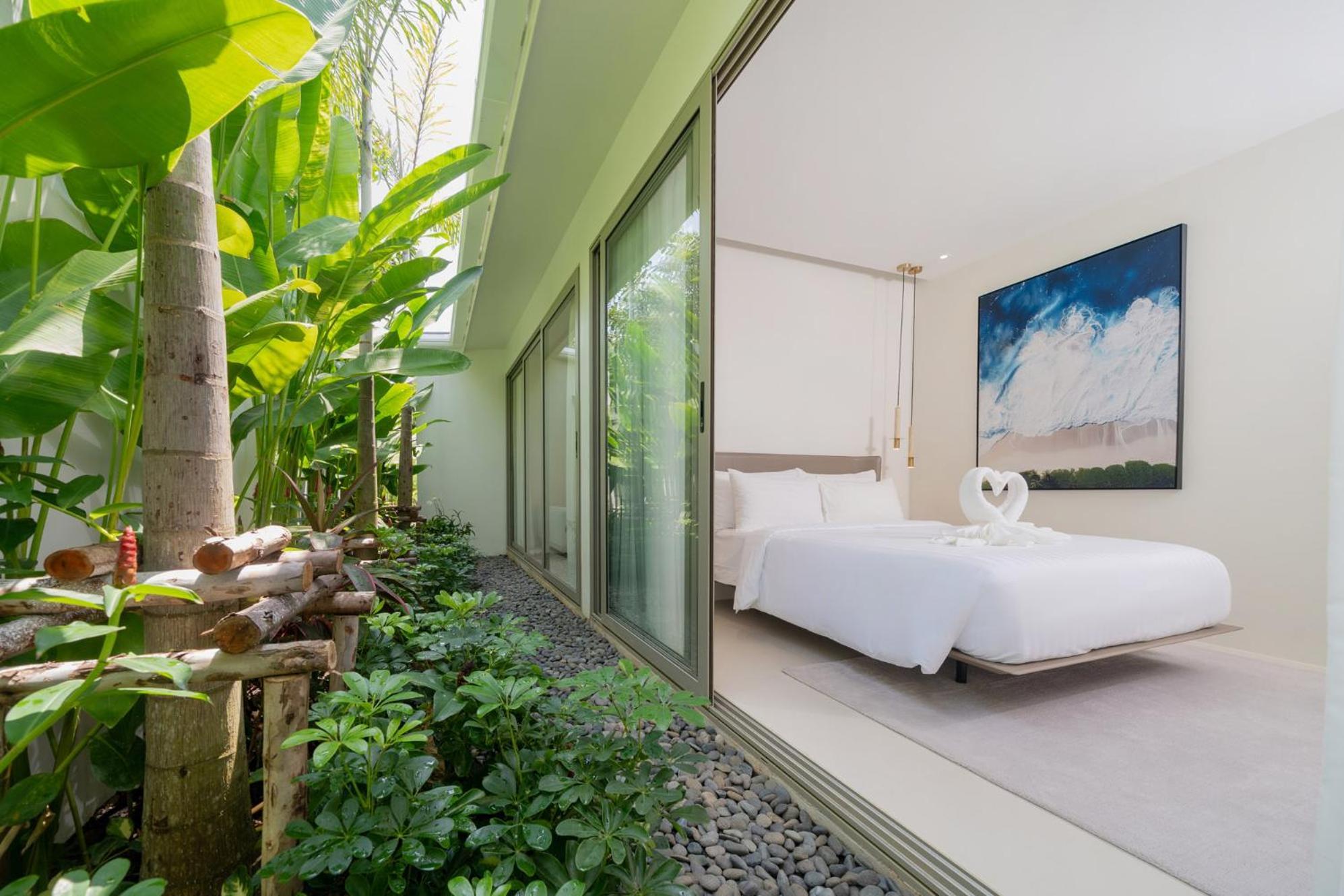 Coco Villas - Brand New 3 Bedroom Oasis - Guests Favorite *