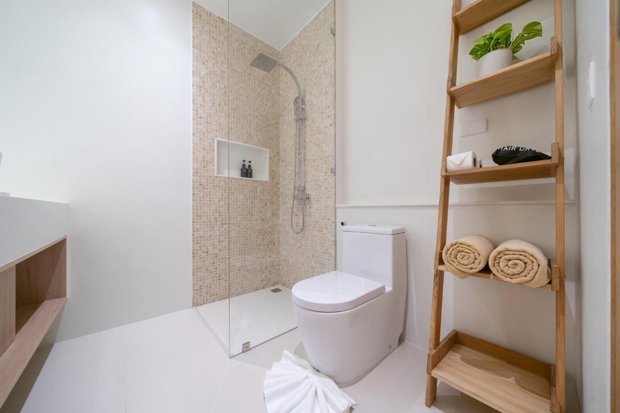 Coco Villas - Brand New 3 Bedroom Oasis - Guests Favorite Phuket
